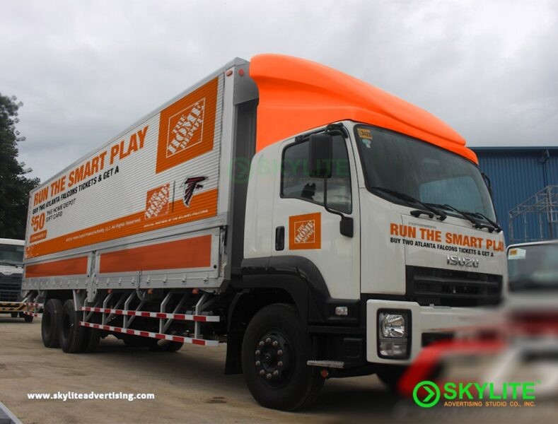 Vehicle Wrap for Aluminum Truck-Isuzu Wing Van 32-Feet - Full Body Wrap