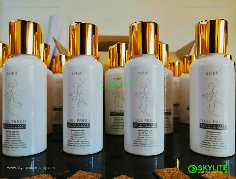 Aluminum Lotion Bottle UV Printing - Image 2