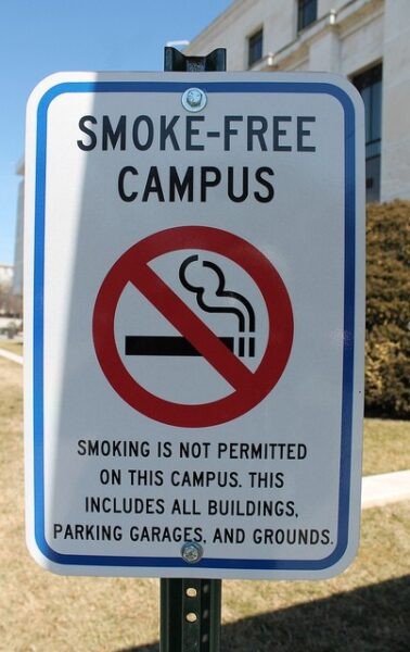 School Warning Sign- Smoke Free Zone